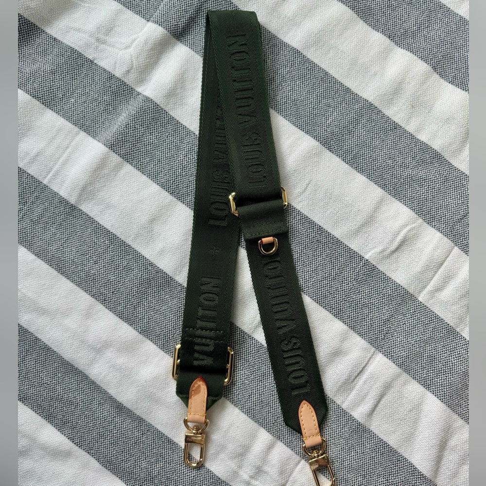 Louis Vuitton Monogram Multi Pochette Accessories Shoulder Strap Hunter Green